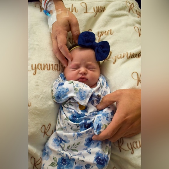 Meet your Posher, Hannah - Picture 10 of 16